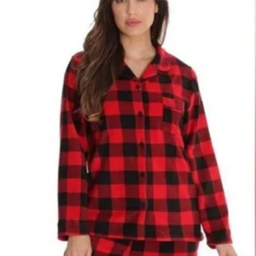❤️10/$10 New stars above sleep plaid top
